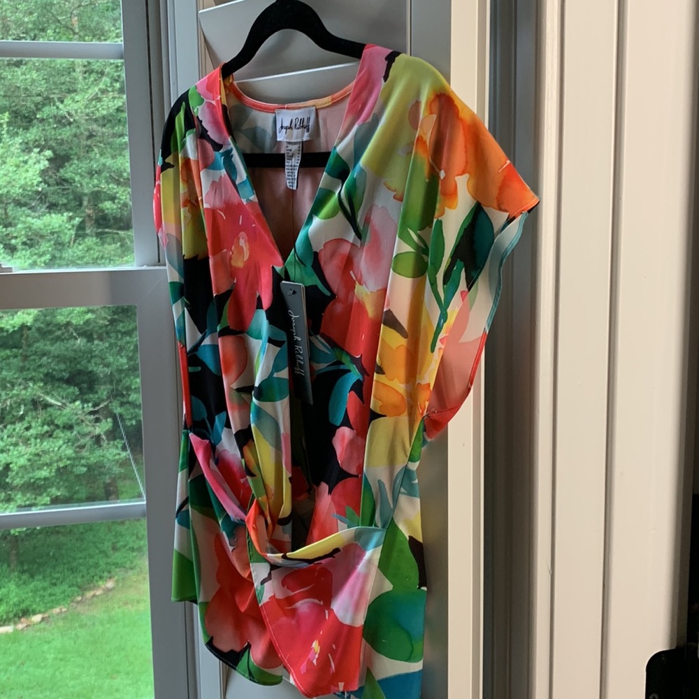 Joseph Ribkoff blouse - Picture 4 of 8